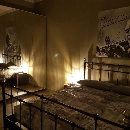 Saint George'S House Centro-Stazione-Ospedali Apartman Alessandria Kültér fotó